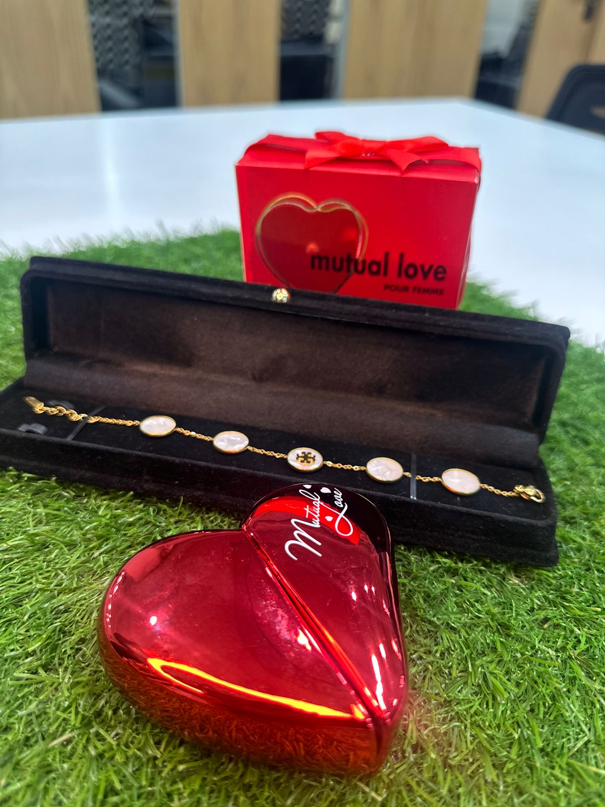 Elegant Bracelt With Perfume