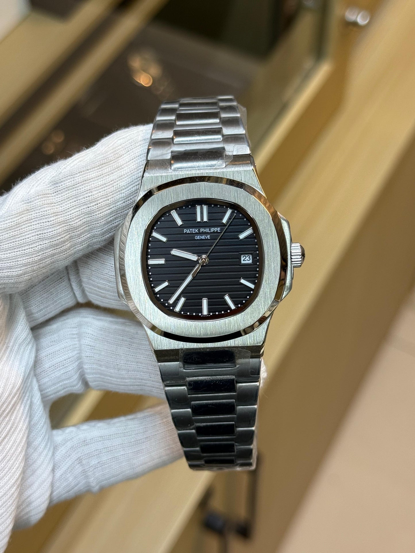 Nautilus | PP Date Working Watch